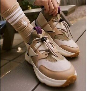 EKN Luana Sneakers In Maracuja